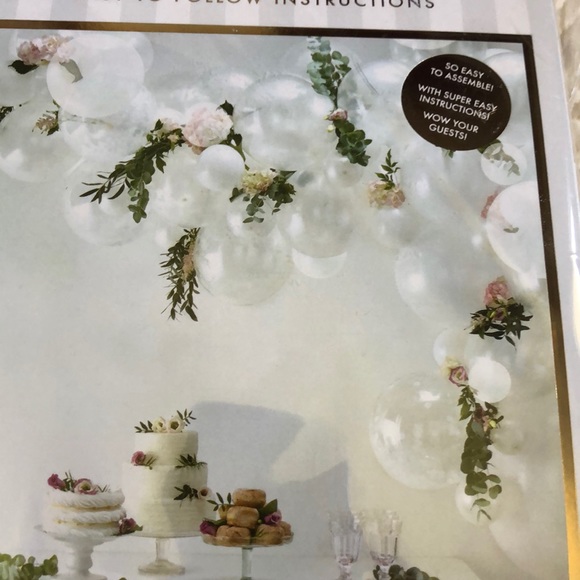 NWT Balloon Arch Kit - Picture 5 of 5